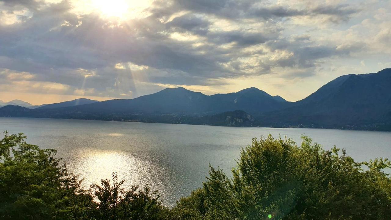 Bella Vista Lago Maggiore กิฟฟา ภายนอก รูปภาพ